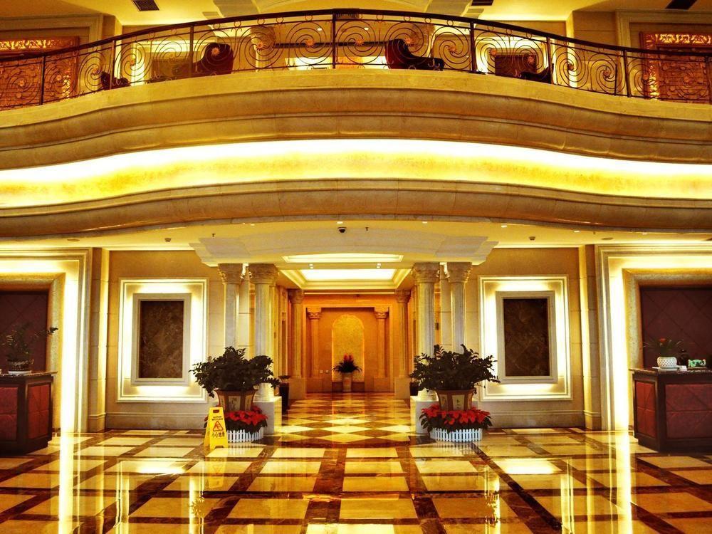 Jinwangjiao International Hotel - Наньнин Экстерьер фото